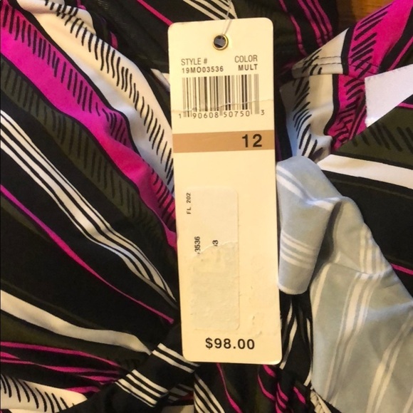 ANNE Cole Ruffled One Piece Swimsuit - Picture 3 of 4